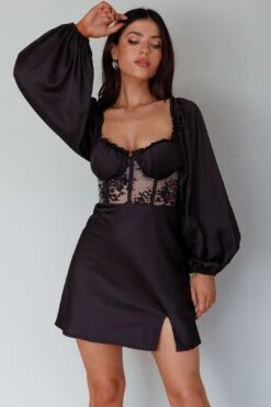 Trophy Long Sleeve Lace Bodice Midi Dress Black