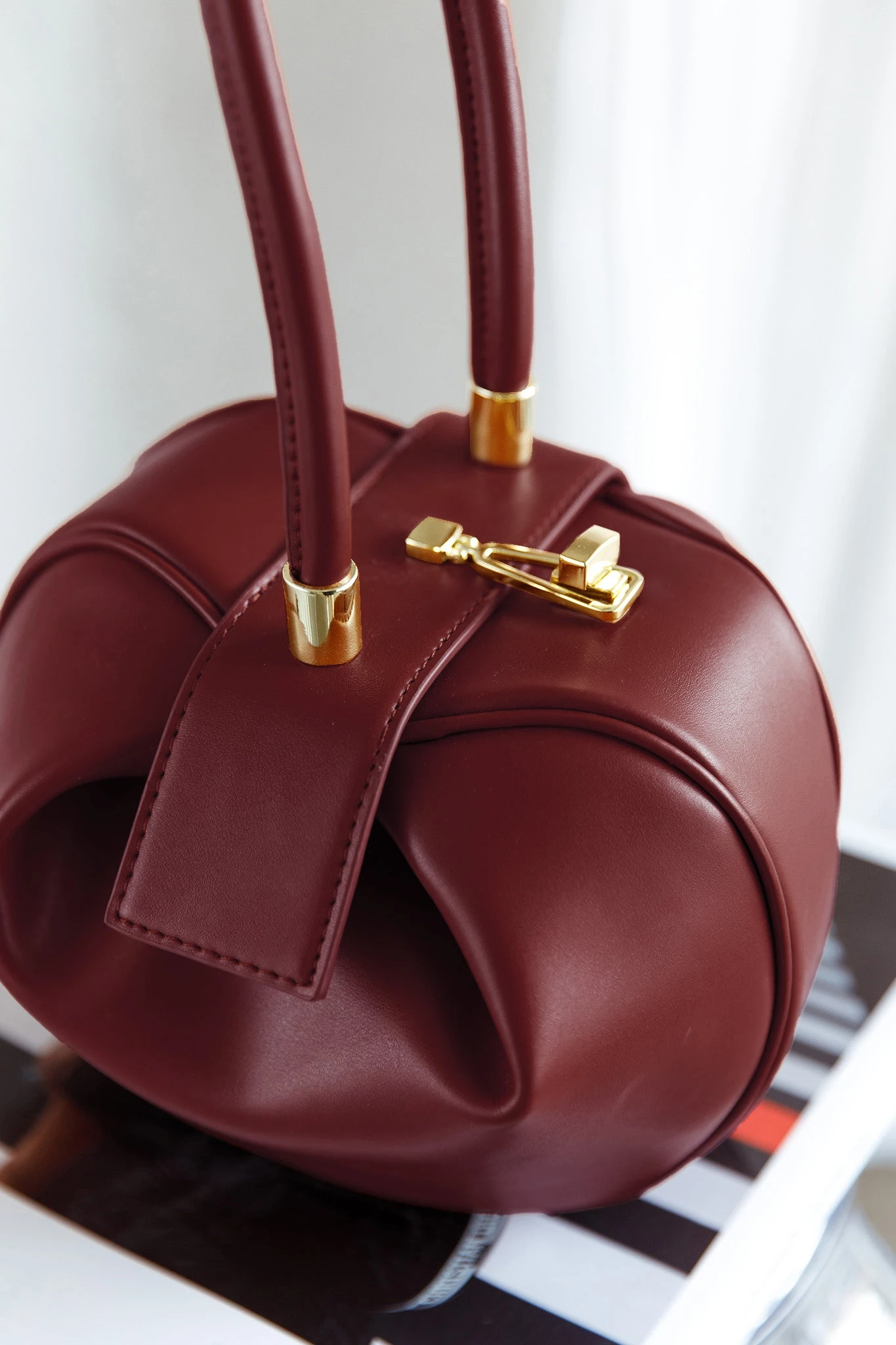 Billie Dumpling Hobo Bag Red - Image 2