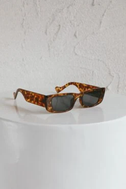 Monica Classic 90's Square Frame Sunglasses Tort
