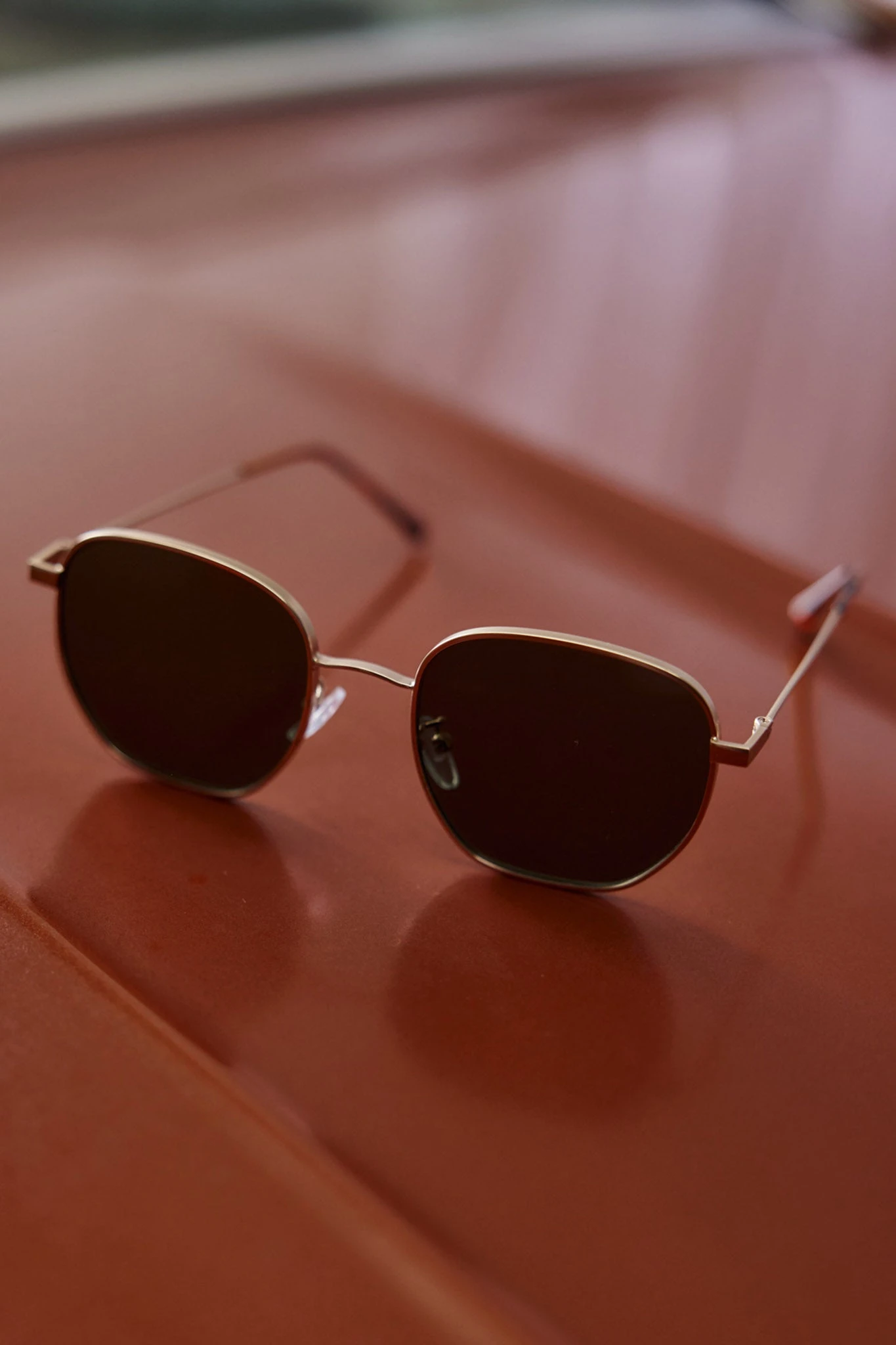 Farrah Gold Aviator Sunglasses Moss - Image 2