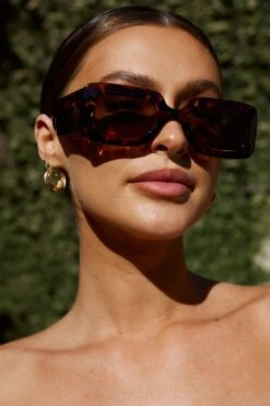 Hailey Rectangular Sunglasses Tortoiseshell Brown