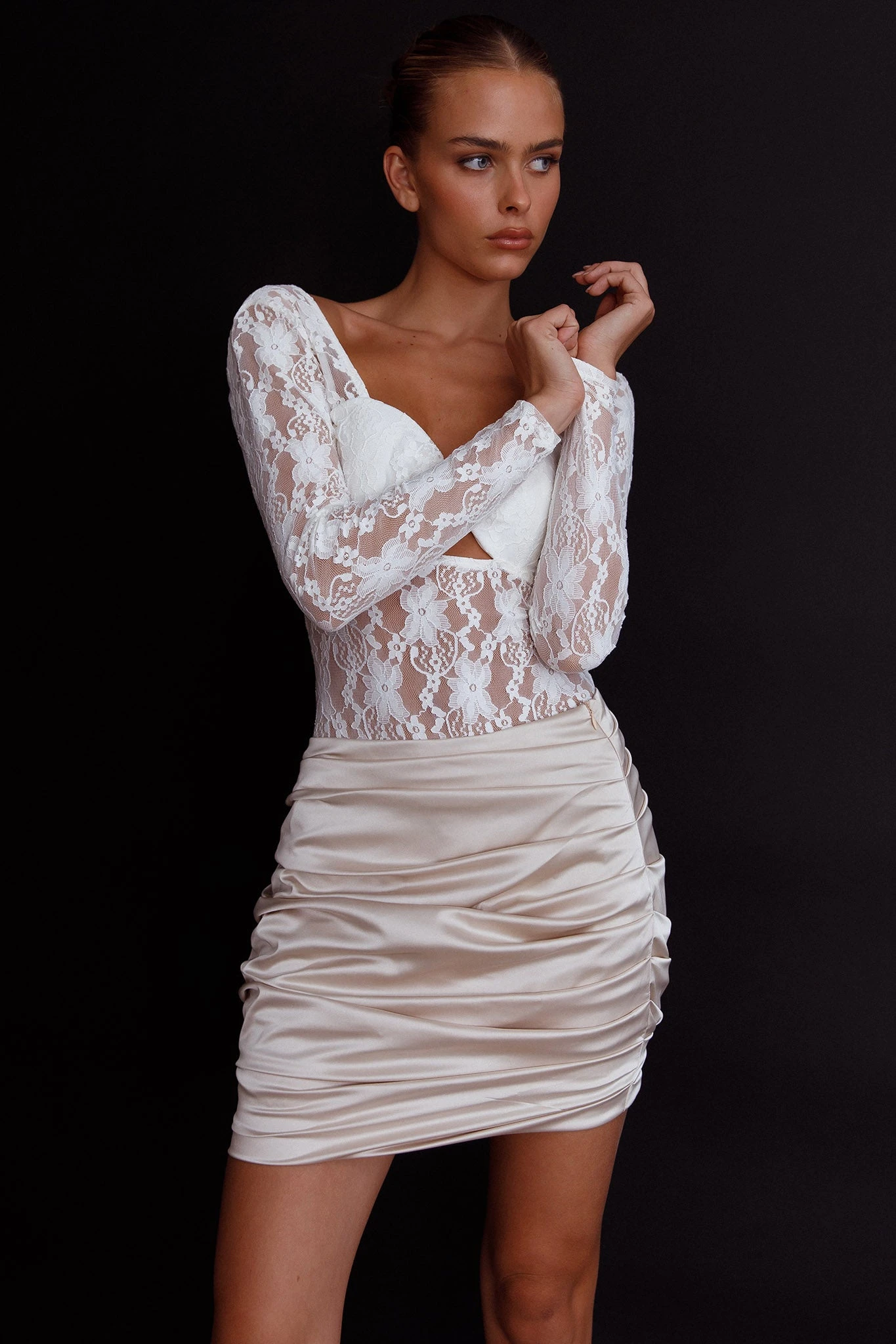 Asteria Long Sleeve Lace Bodysuit White - Image 8