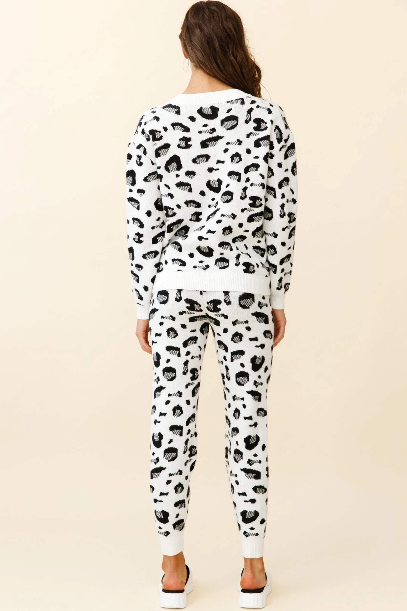 Chase The Moon V-Neck Sweater & Pants Set White Leopard Print - Image 3
